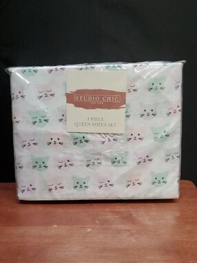Studio Chic New York 4 Pc Queen Sheet Set